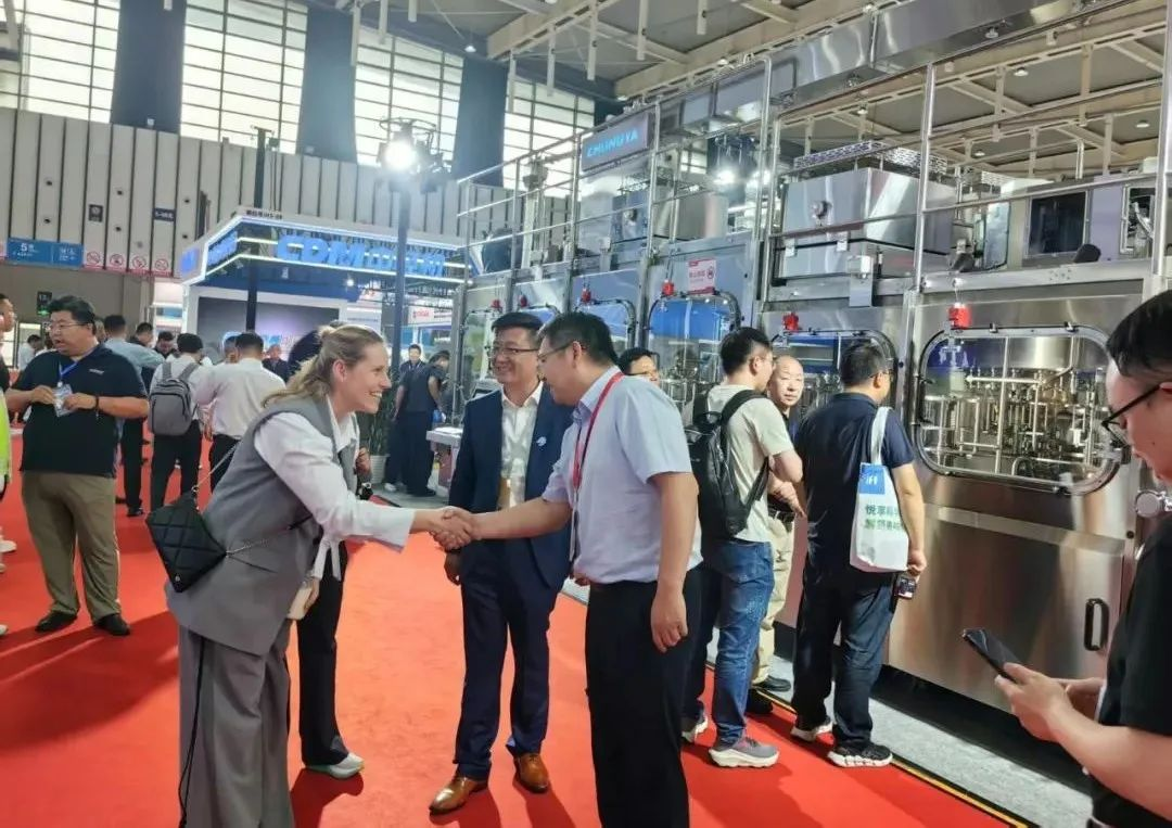 08a5bff5-8415-4924-841c-87e89e2fae77