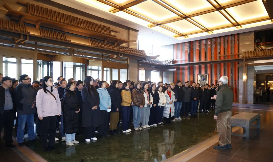 ac60bb2b-d3f2-446a-9967-a2f40a698409